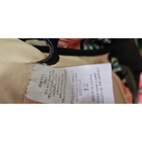 Maxine of Hollywood Floral Print One Piece Swimsuit Bathing Suit Size 12 Women - Picture 11 of 11